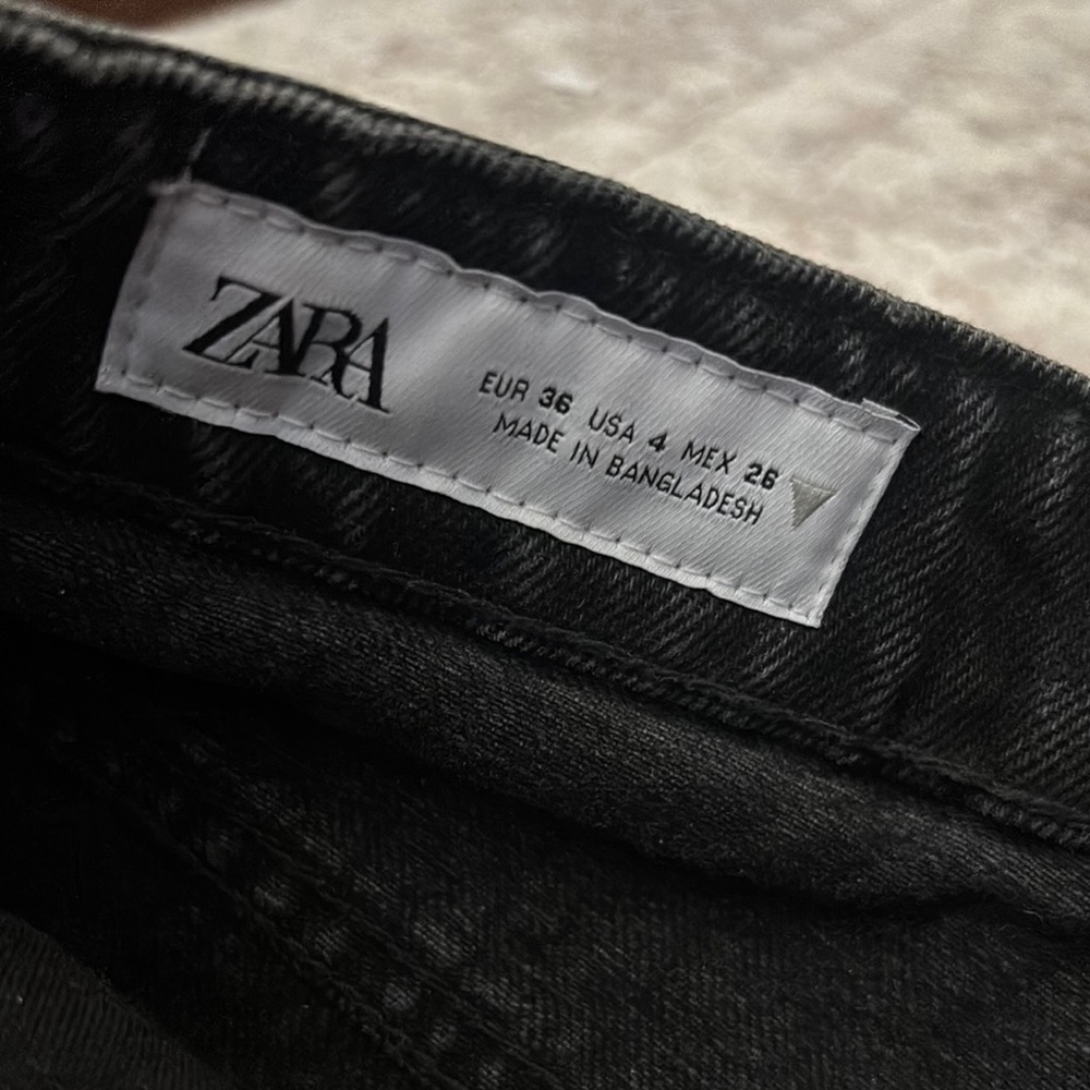 ZARA Black Denim Women's Shorts - Picture 2 of 11